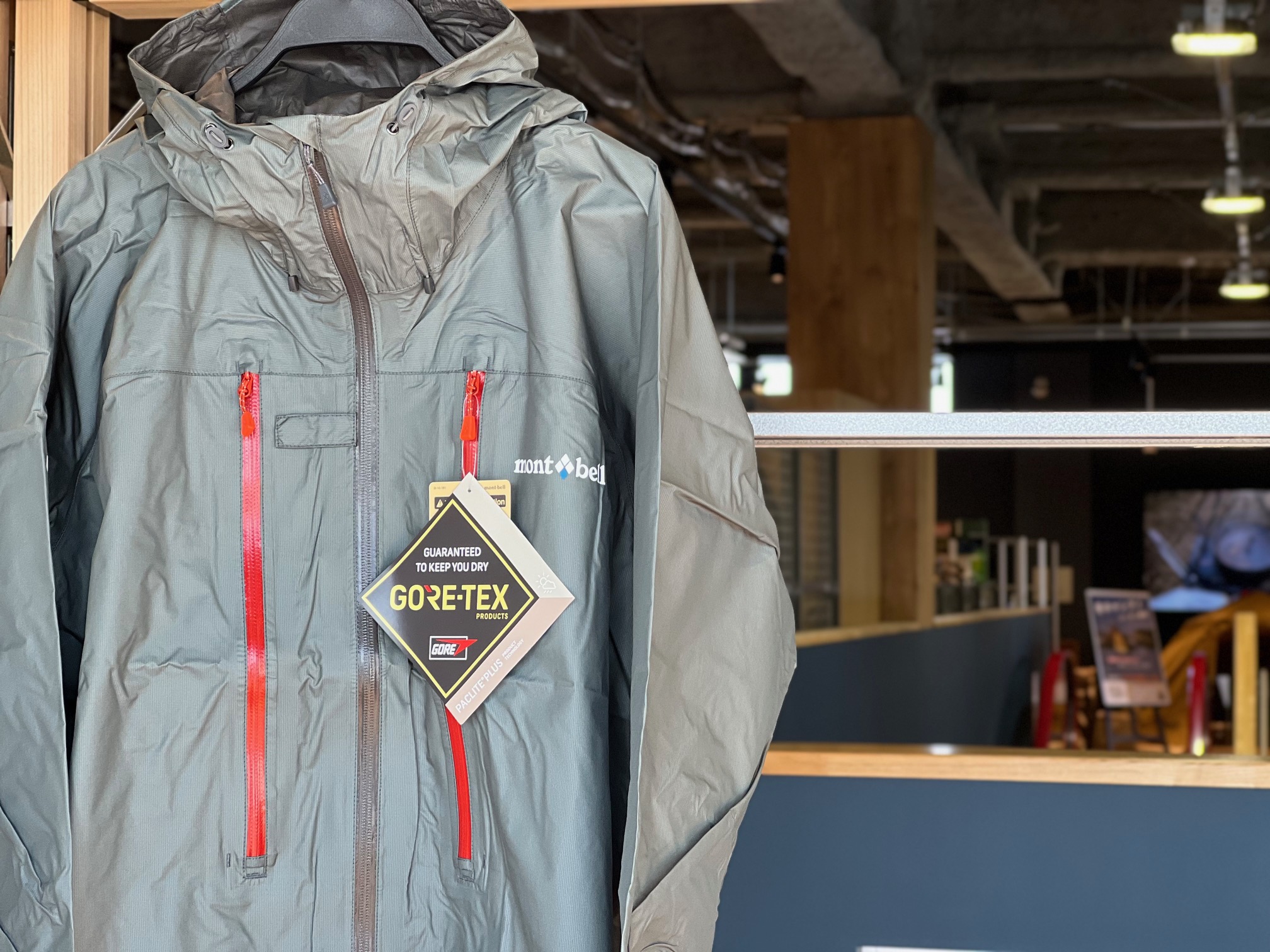 高機能高コスパのウェーディングジャケットが再入荷！モンベルの