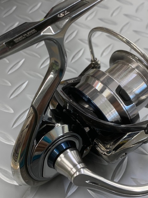 ﾀﾞｲﾜ 18ｲｸﾞｼﾞｽﾄ LT4000CXH | FISHLAND