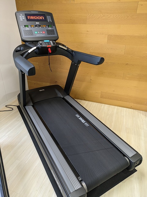 マシン紹介／SKILLMILL Connect - メディカルフィットネスM's