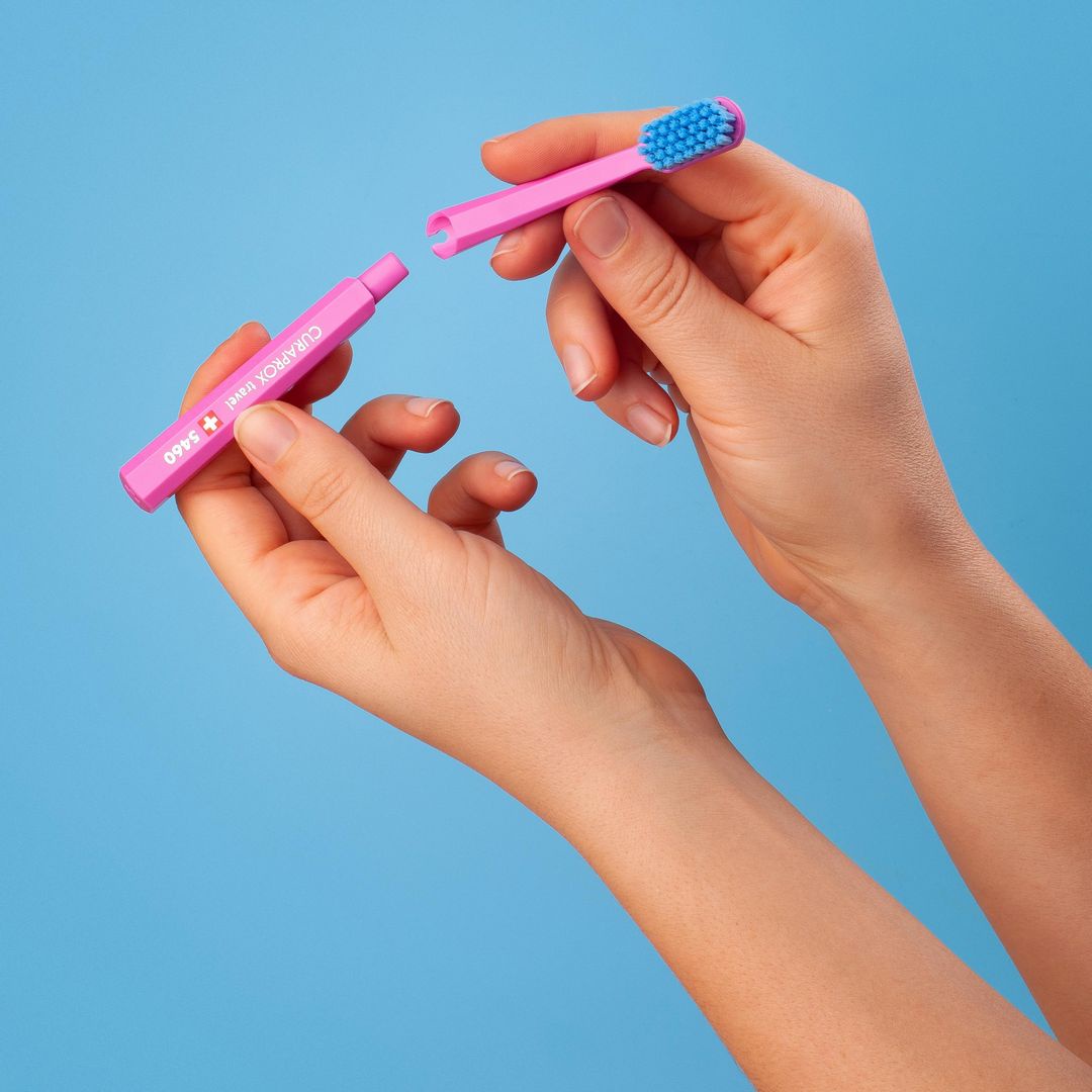 カラフルでコンパクトな歯みがきセット「トラベルセット クラ