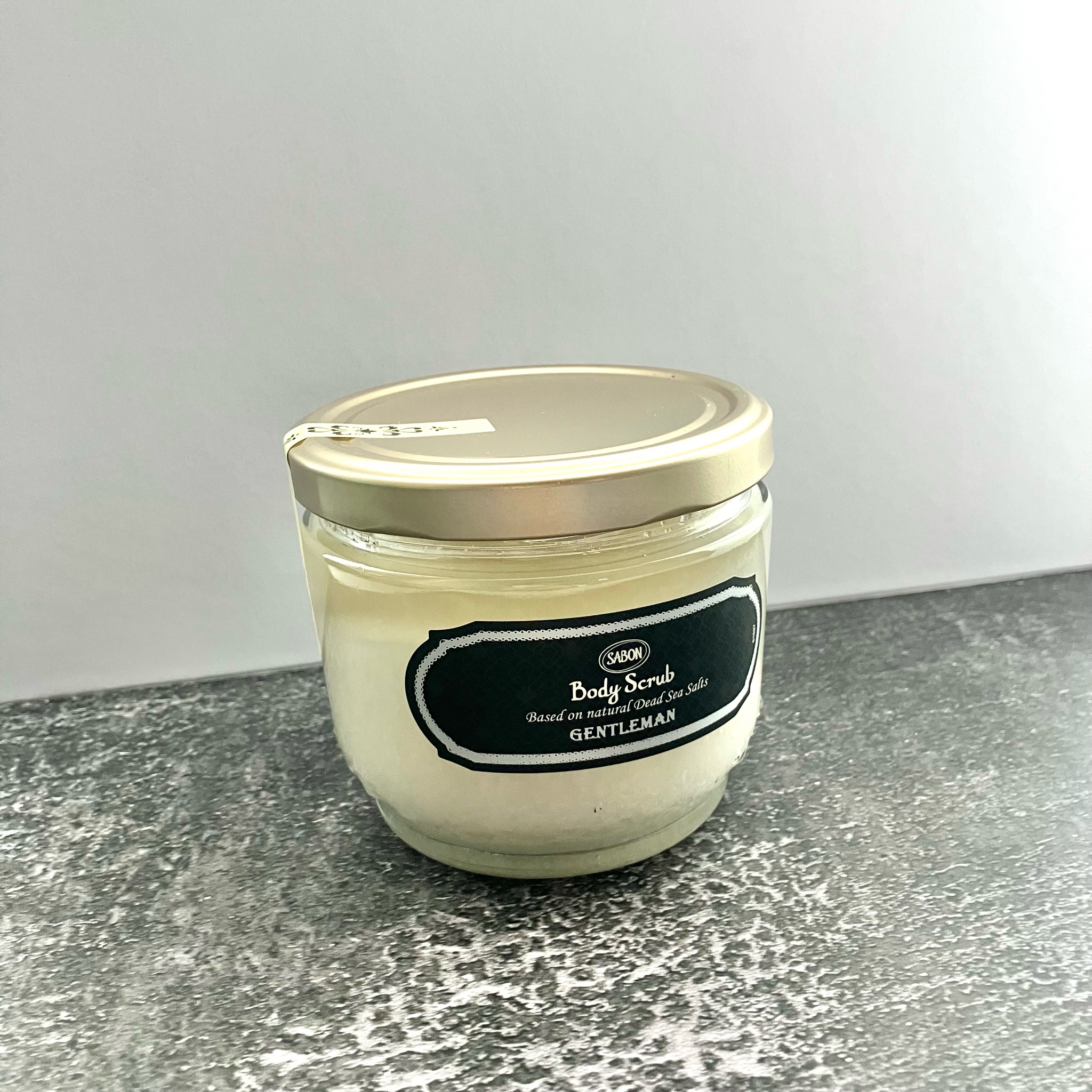 SABON(サボン) / ボディスクラブ ジェントルマン 600gの公式商品情報