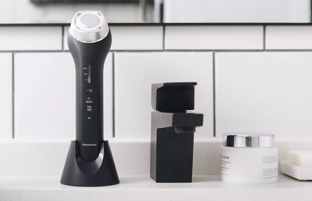 BeautyPREMIUM RF美容器EH-XR20 ＆EH-XU10-K PANASONIC BEAUTY