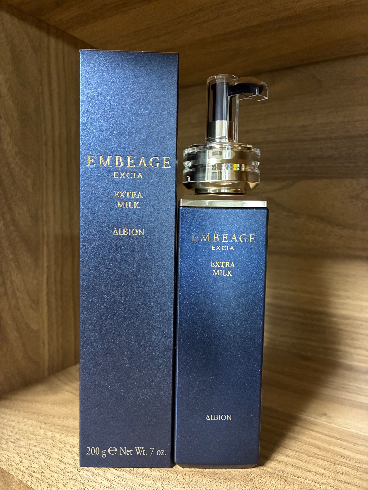 アルビオン / エクシア アンベアージュ エクストラミルクの公式商品