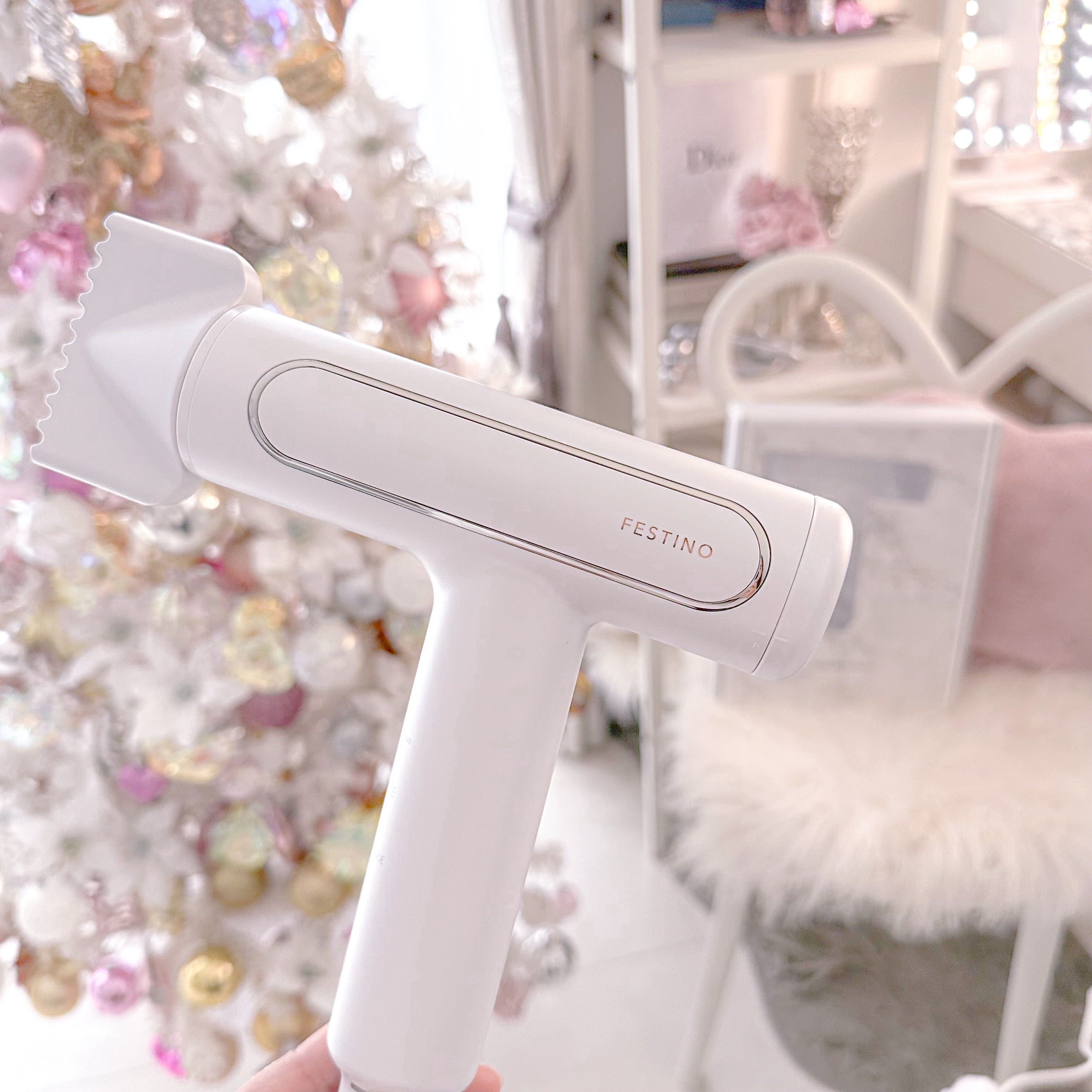 フェスティノ / ツヤモイスト ドライヤー ホワイトの公式商品情報