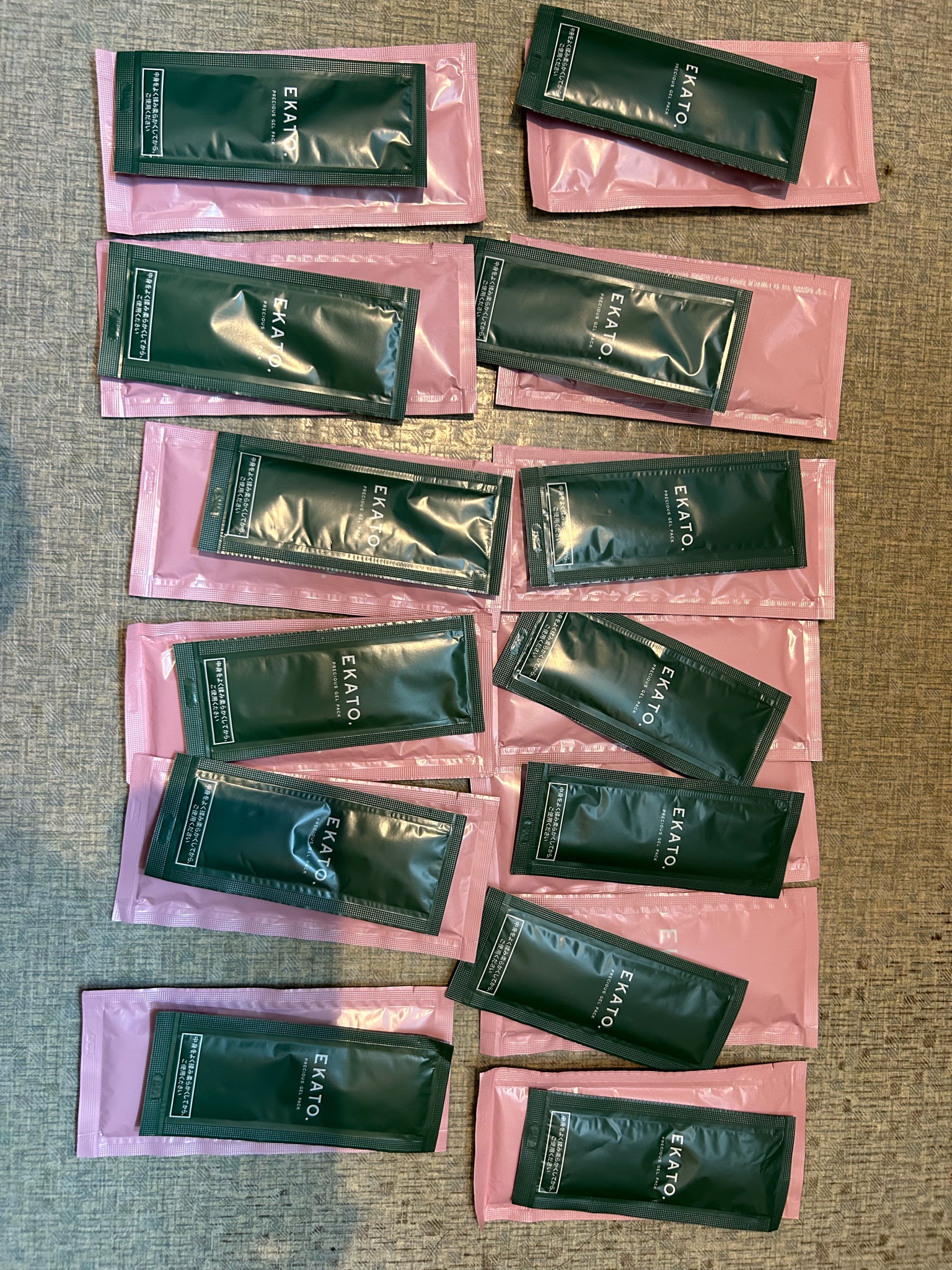 EKATO. / PRECIOUS GEL PACK 10回分の公式商品情報｜美容・化粧品情報