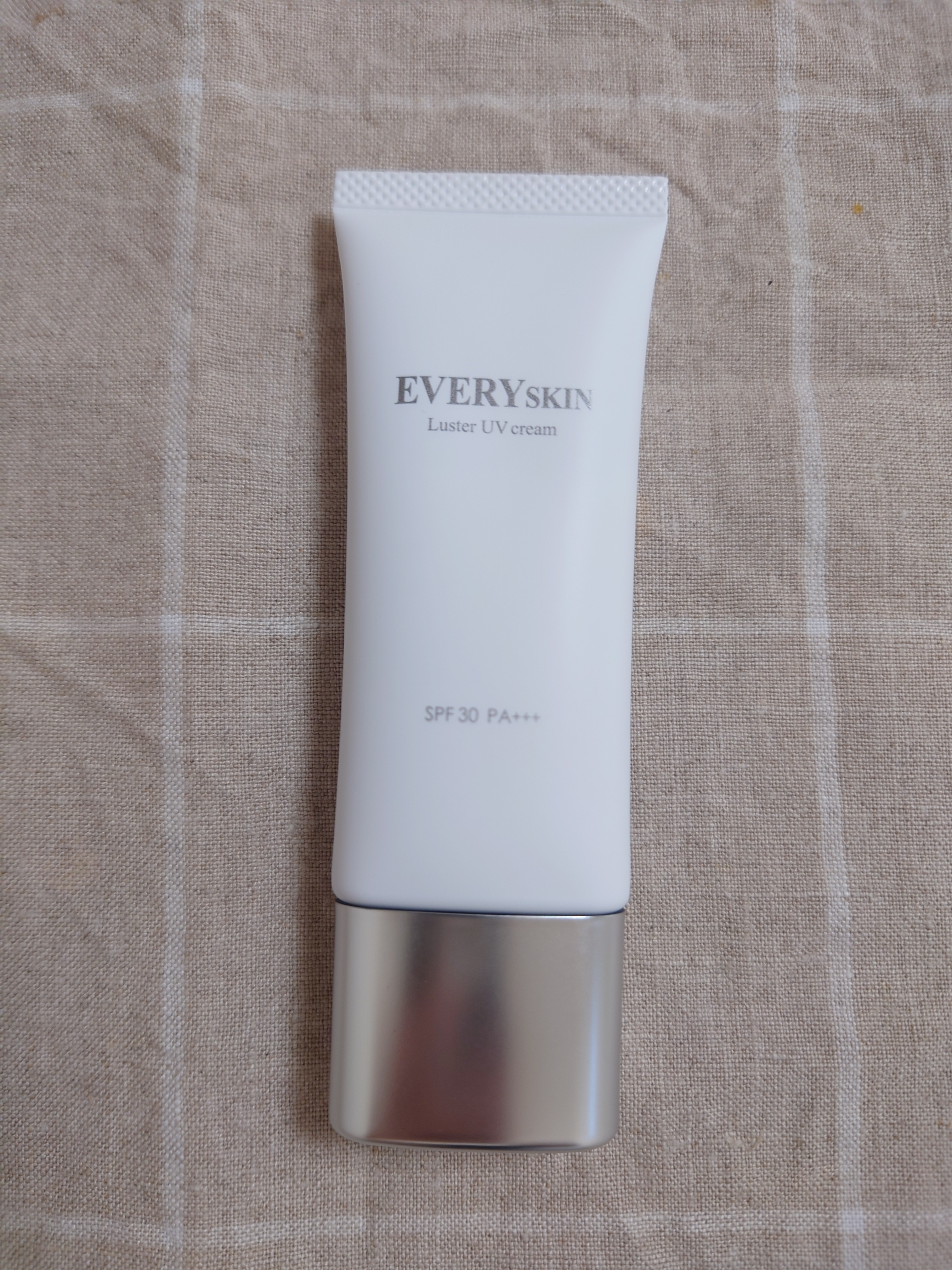 EVERYSKIN / ラスターUVクリームの公式商品情報｜美容・化粧品情報は