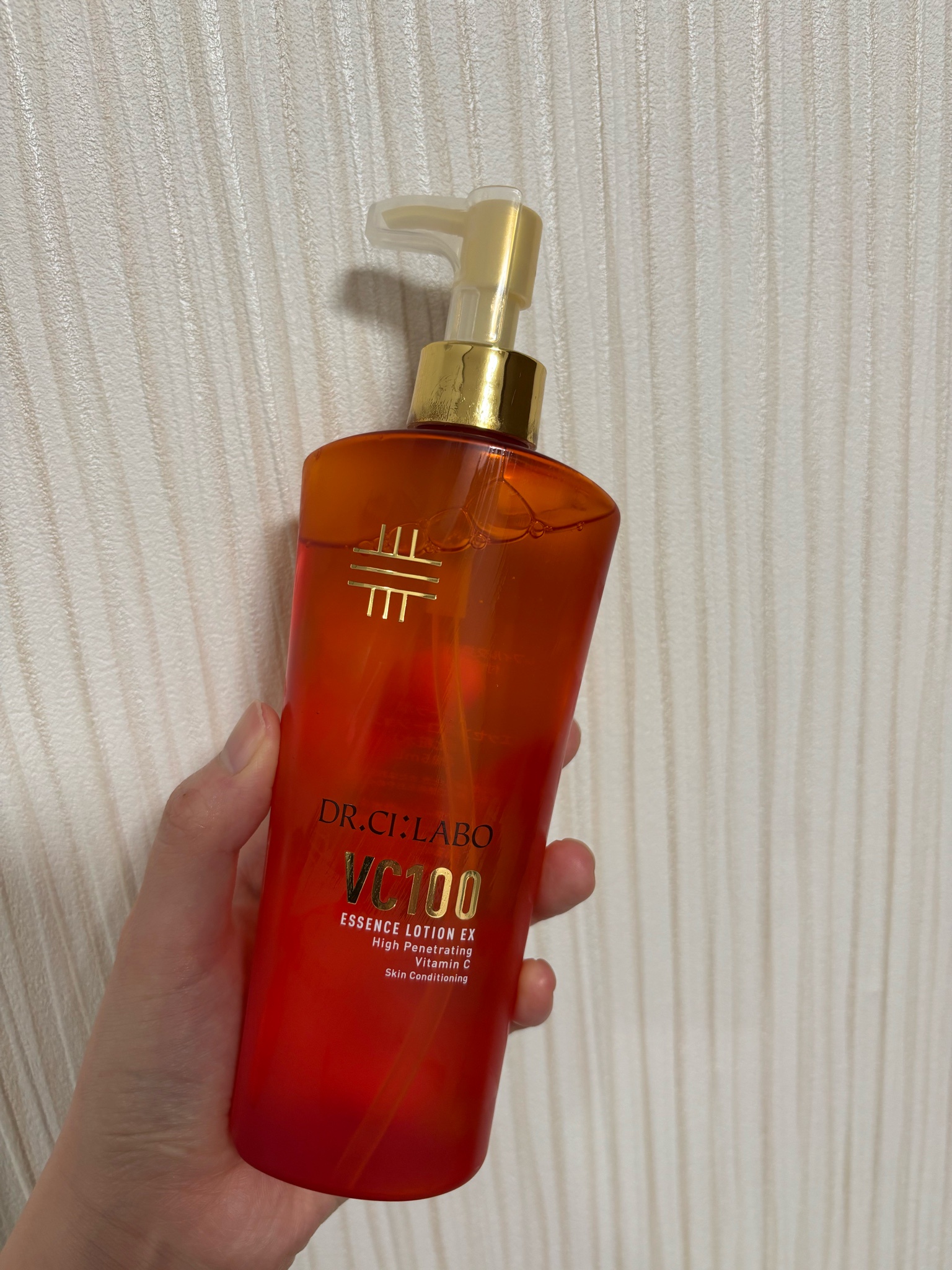 ドクターシーラボ / VC100エッセンスローションEX 285mLレフィルの公式