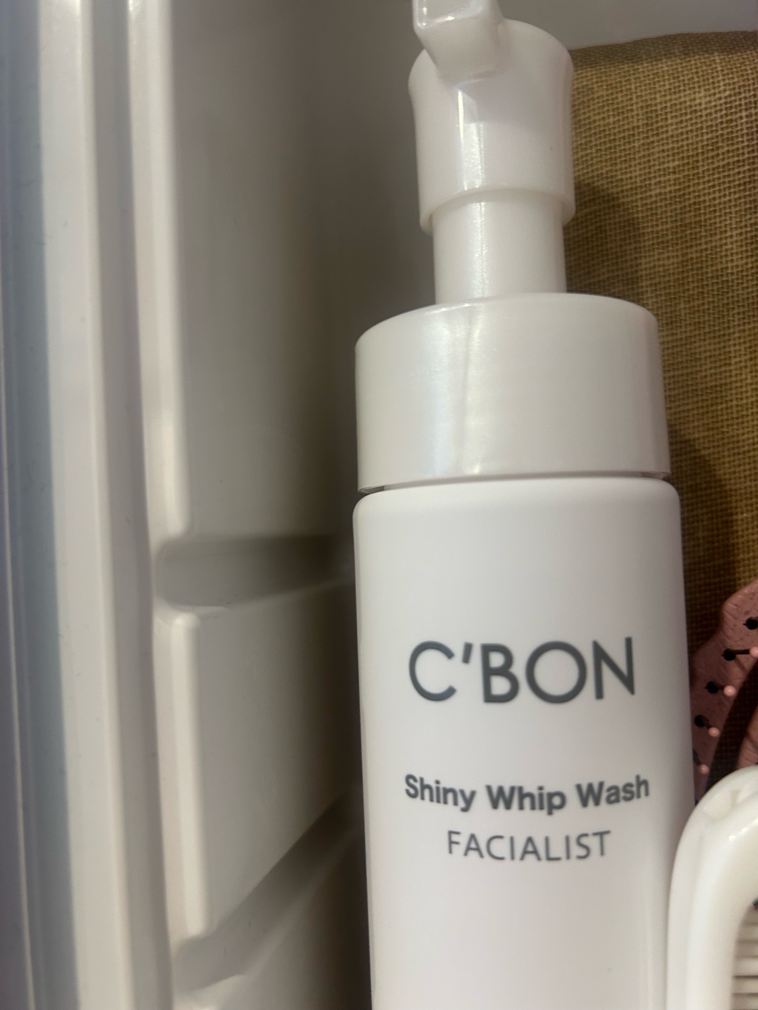 シーボン / フェイシャリスト シャイニーホイップウォッシュの公式商品