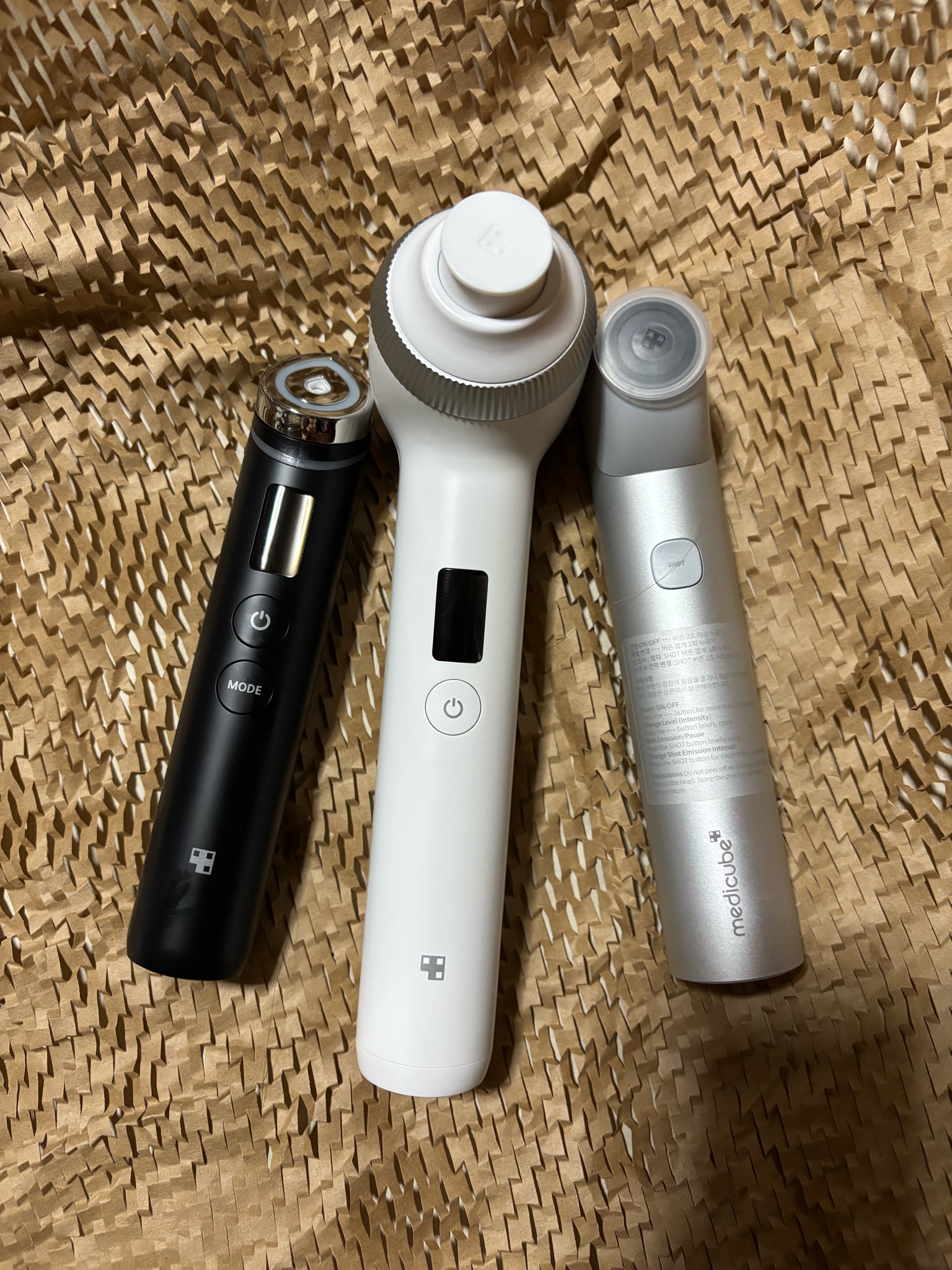 MEDICUBE(メディキューブ) / AGE-R ハイフォーカスショットの口コミ