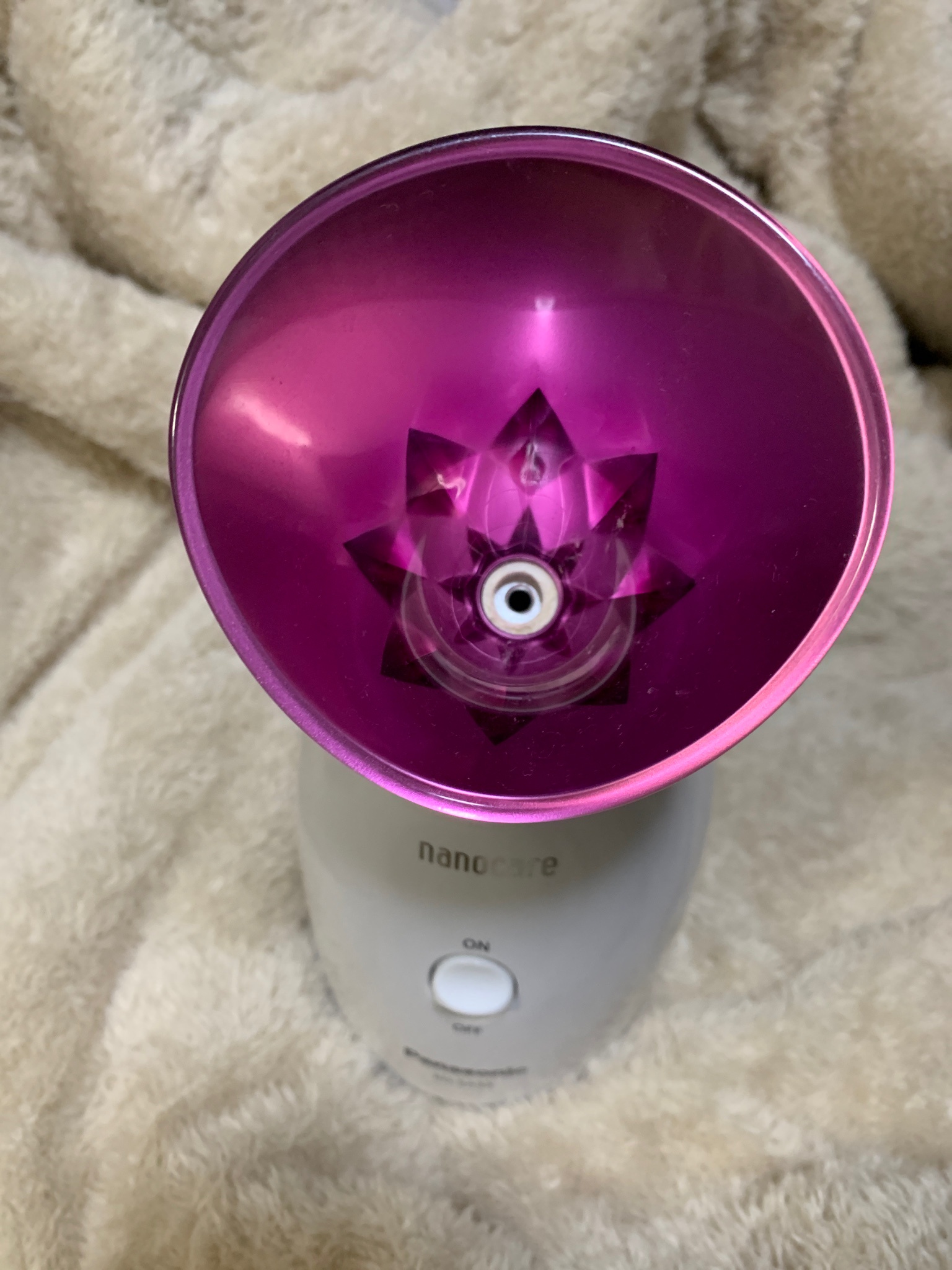 Panasonic / スチーマー ナノケア EH-SA33の公式商品情報｜美容