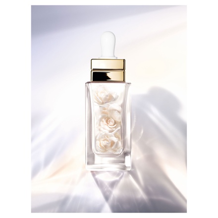 ディオール / プレステージ ホワイト ラ ソリューション ルミエール