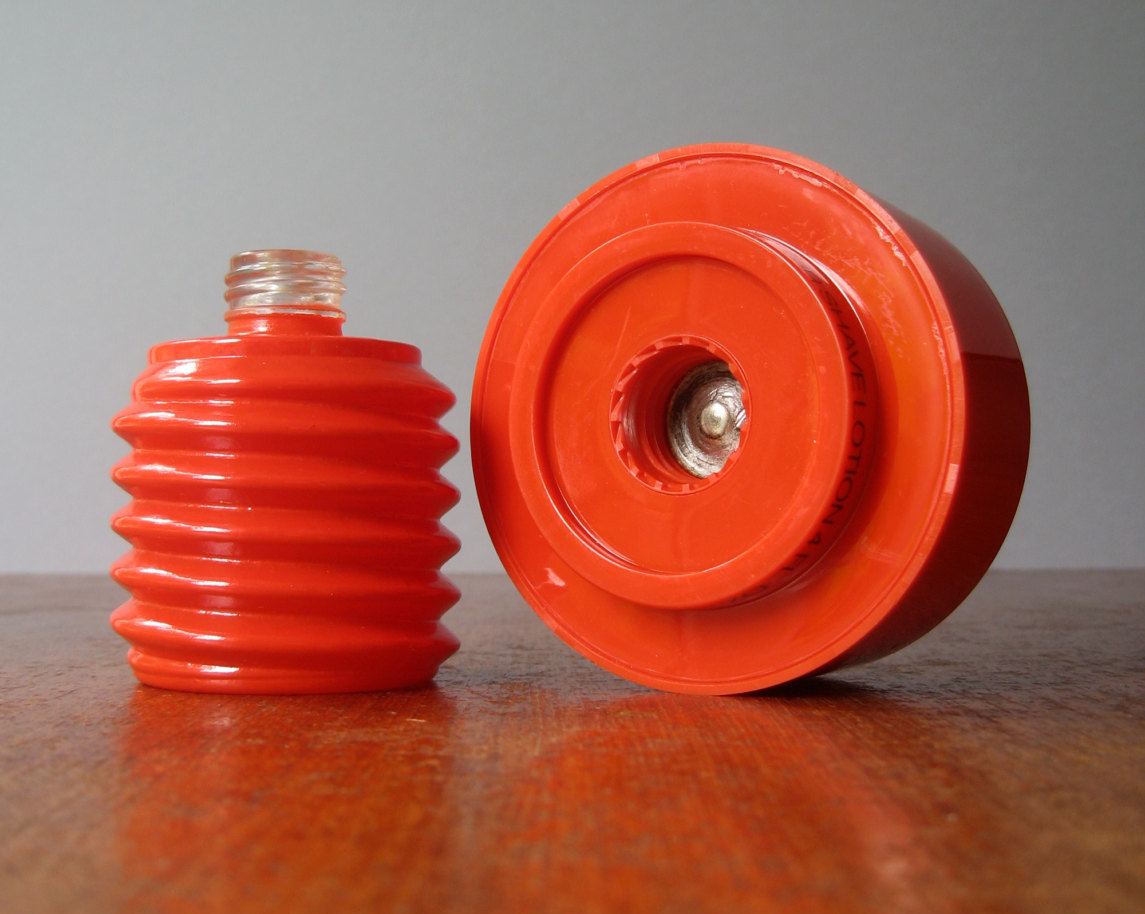 1969年massimo vignelli nuts and bolts