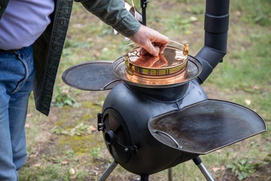 Ozpigオージーピッグとデイキャンプ | ポールキャスナー・コラム／薪