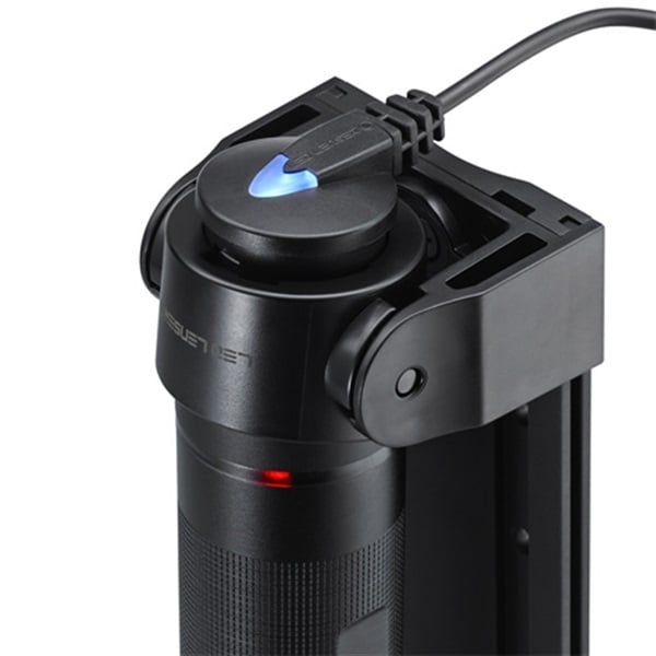 レッドレンザー X21R｜充電式ハンディライト｜消防用品・消防団グッズ