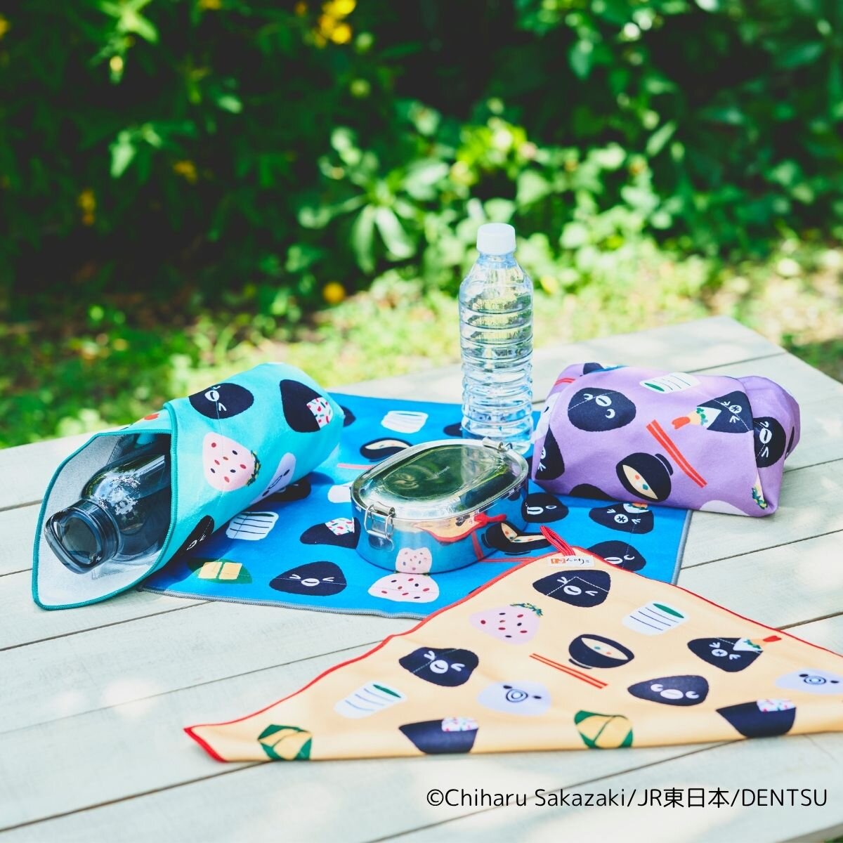 Suicaのペンギングッズ付きおむすびセット 今年は便利な保冷クロス付き