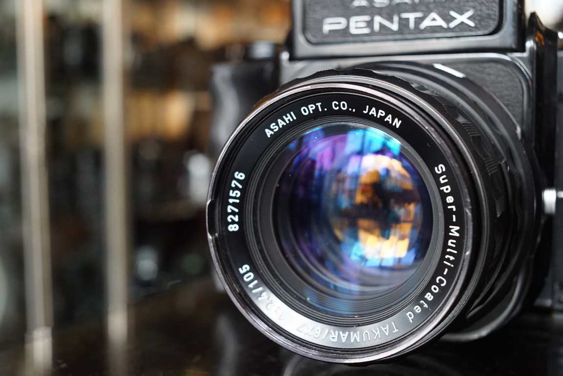 Pentax 6x7 + Super-Multi-Coated Takumar 105mm f/2.4 - Fotohandel