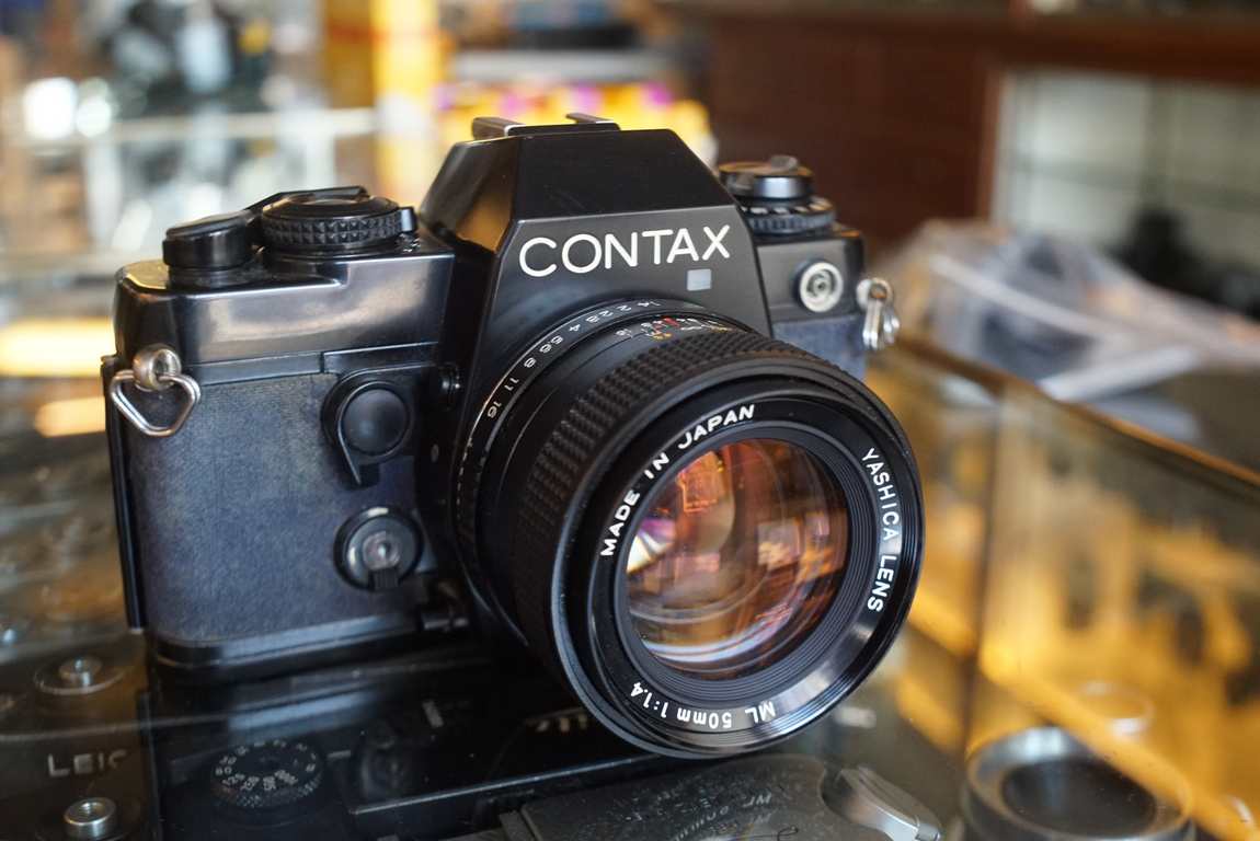 Contax 139 quartz + Yashica ML 50mm f/1.4 - Fotohandel Delfshaven