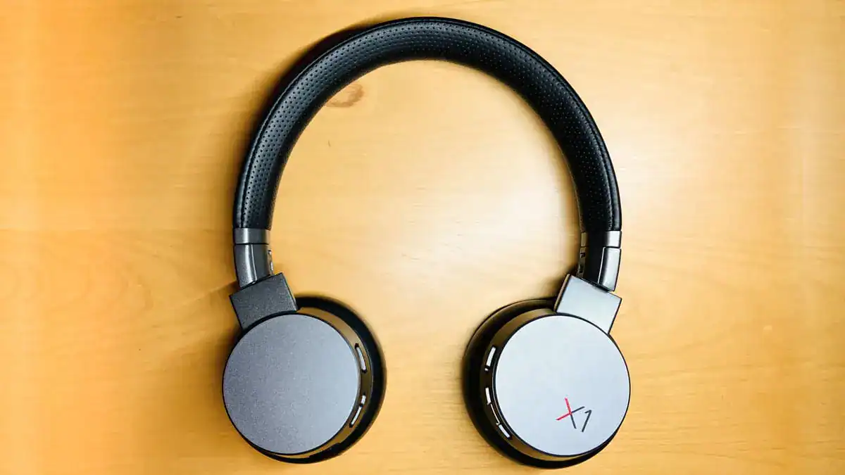 ThinkPad X1 アクティブ ノイズキャンセレーションヘッドホンの実機