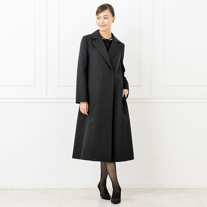シャンタン素材のテーラードカラーコート 13号・ブラック｜東京