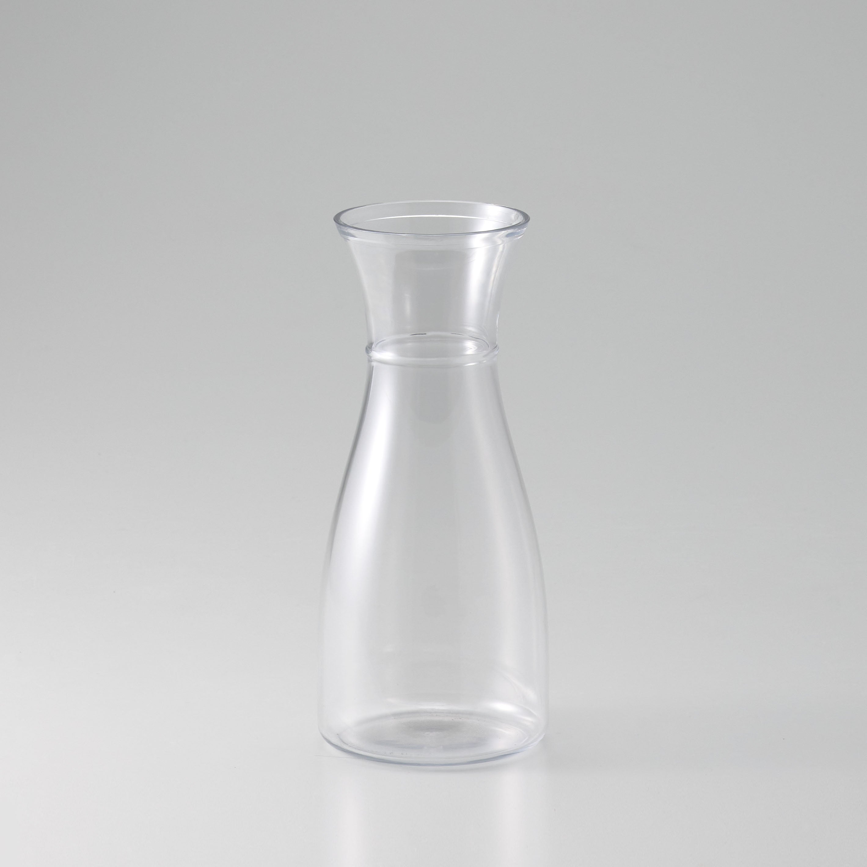 カジュアルに使いやすい、カラフェ(水差し)型の花瓶【PC carafe
