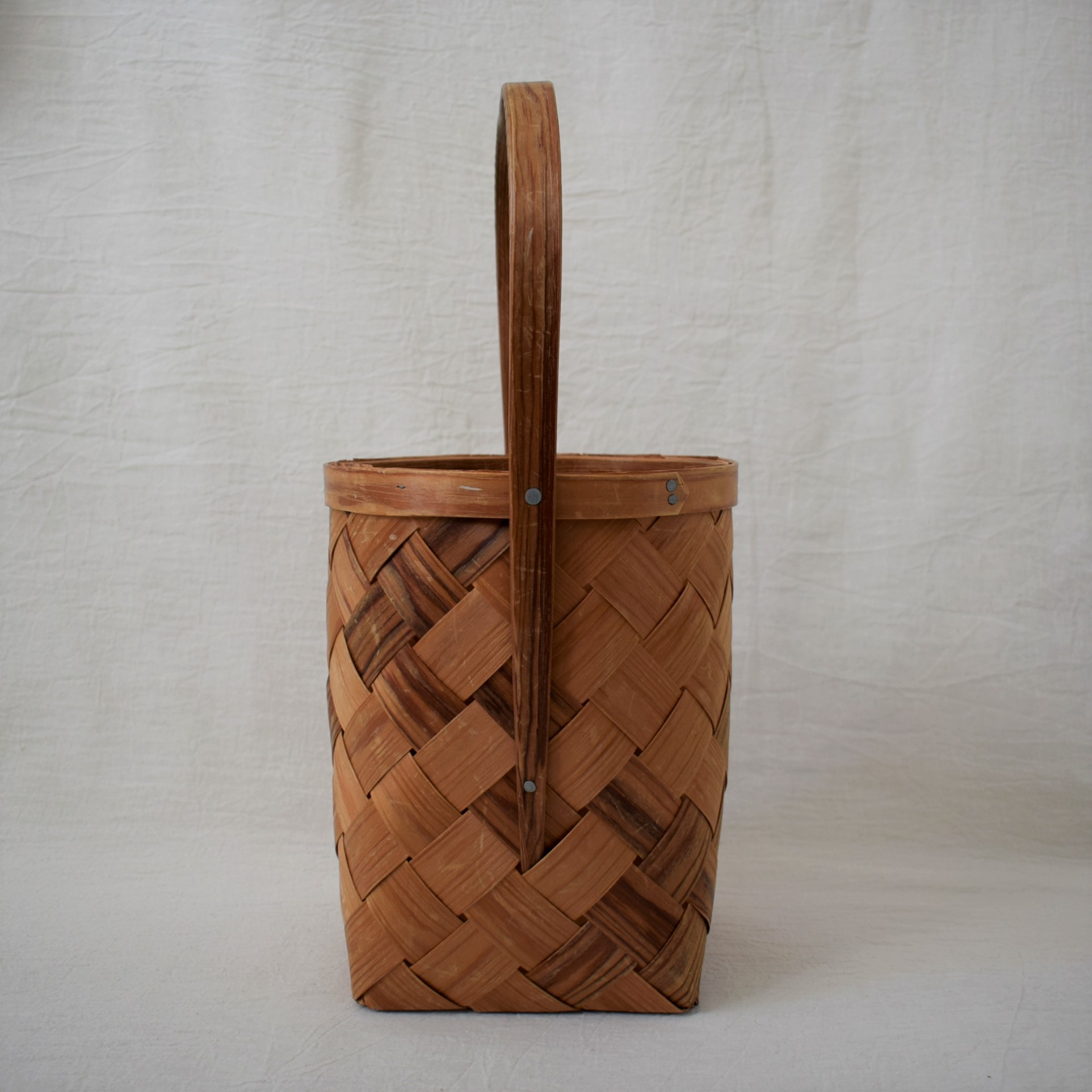 ハンドル付きスポーンコリ / 縦長バスケット・花籠 / VÅMHUS | florantik