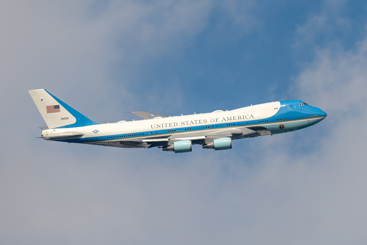 エアフォース・ワン、羽田へ現る！ トランプ大統領来日で飛来 マリーン