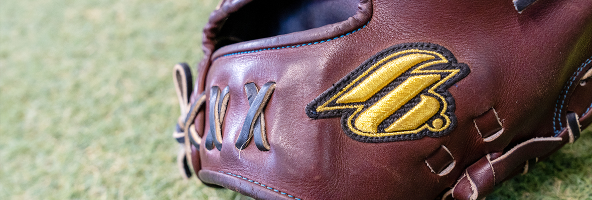 FROM BASE.“ジュテルレザー”和牛 キャッチャーミット - 株式会社