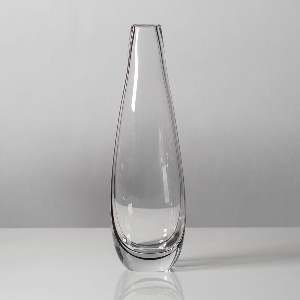 Vicke Lindstrand for Kosta, Sweden, Clear glass vase with internal