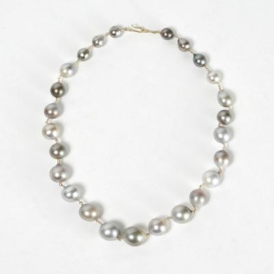 s21_429944.jpg?$itemSlide$