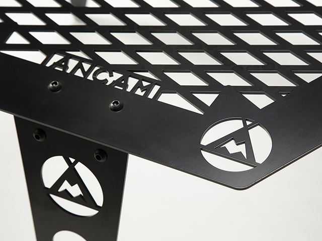 アイアン製 六角形テーブル メタヘキテL 脚長 | FUNFORT TINYUNIT