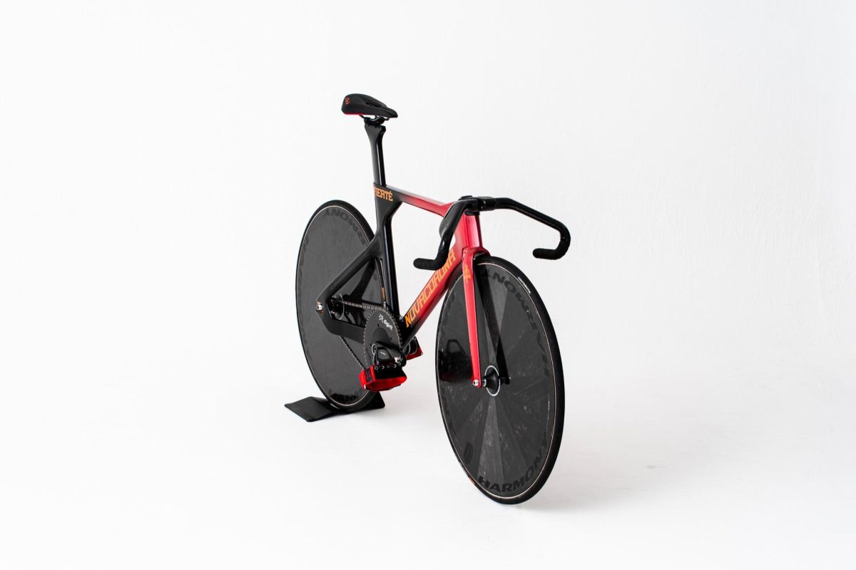 高剛性かつ軽量、短距離に特化したトラックフレーム「Fierté」を発売