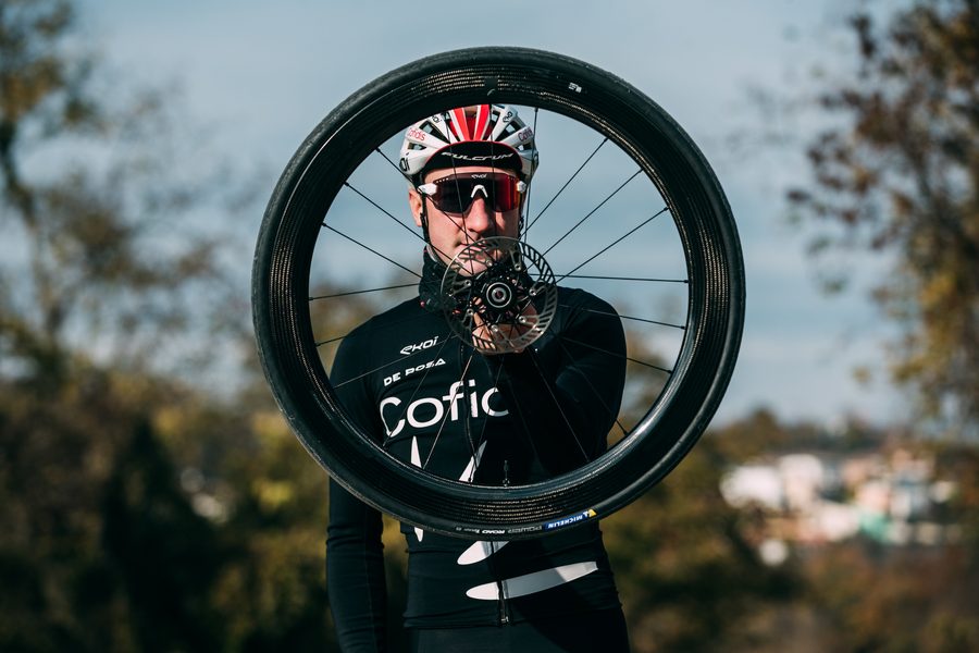 カーボンホイール最高峰！CULTベアリング採用「SPEED 40 / 55 CMPTZN