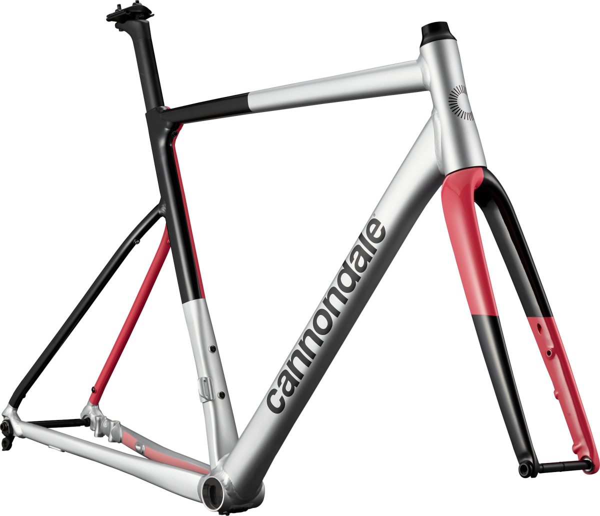 日本限定のキャノンデール・CAAD13チームレプリカフレームセット発売
