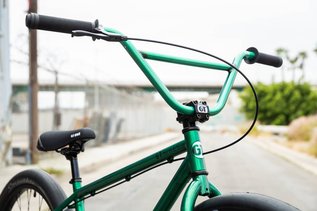 GT Bicycles】29er ビッグホイール・ストリートBMX/PERFORMER29