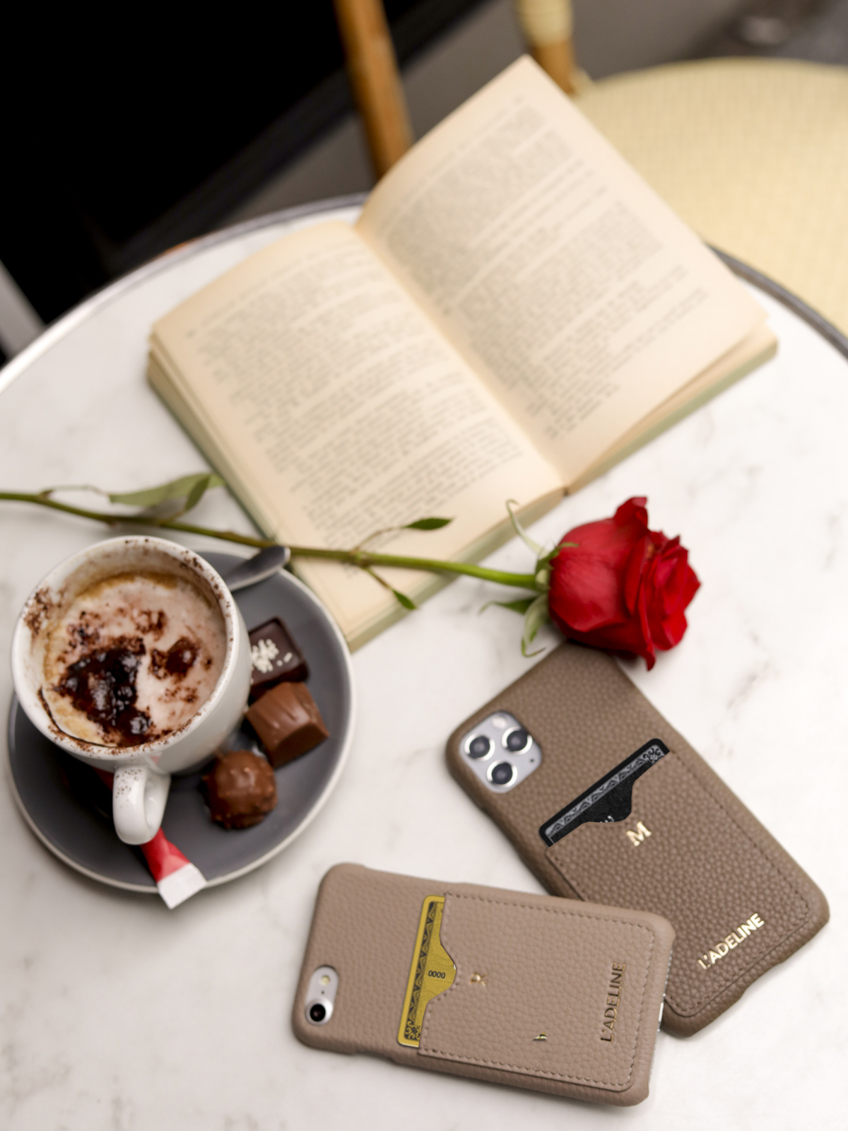 自分だけのオリジナルiPhoneケースが作れるレザーブランド《L'ADELINE