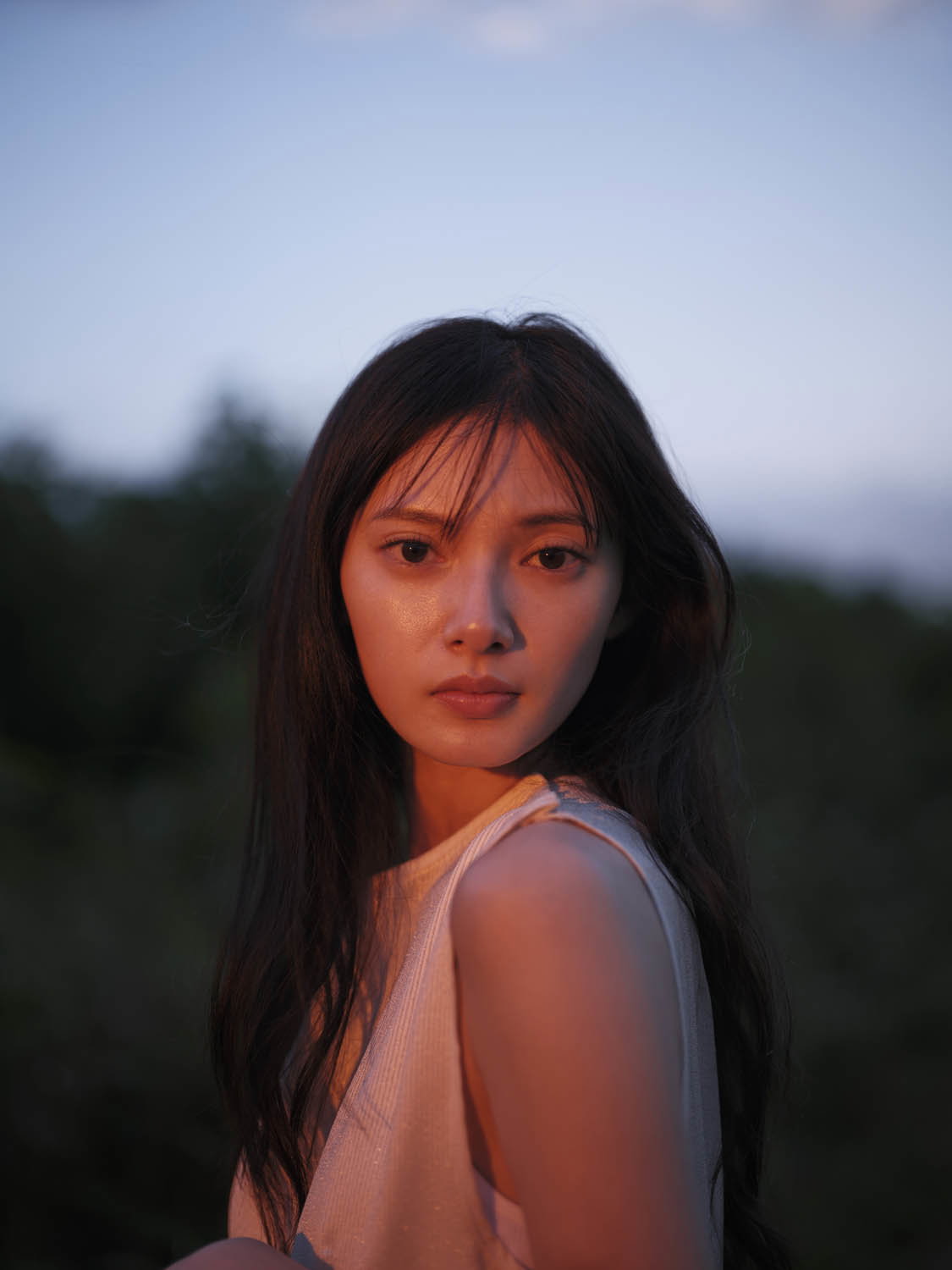 GF55mmF1.7 R WR: Portraiture x Satoshi Minakawa | X Stories