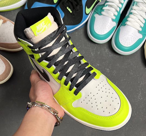 別名「ヴィジョネア」と称される エアジョーダン1 