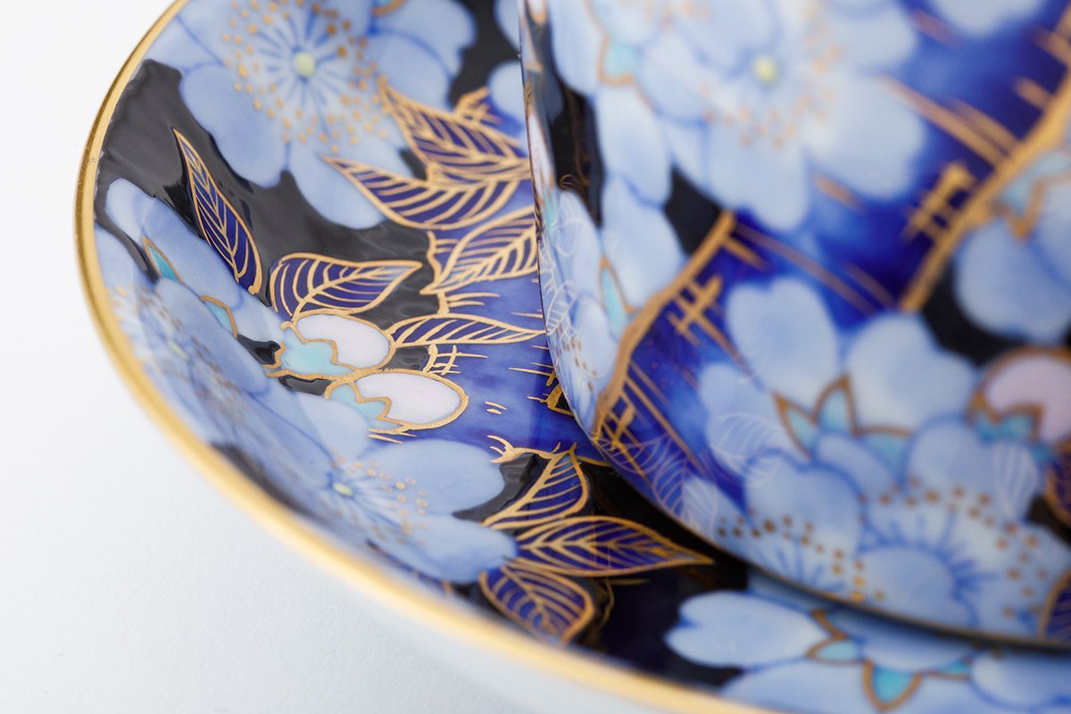 金襴桜 紅茶碗皿 | 有田焼 深川製磁｜公式オンラインストア