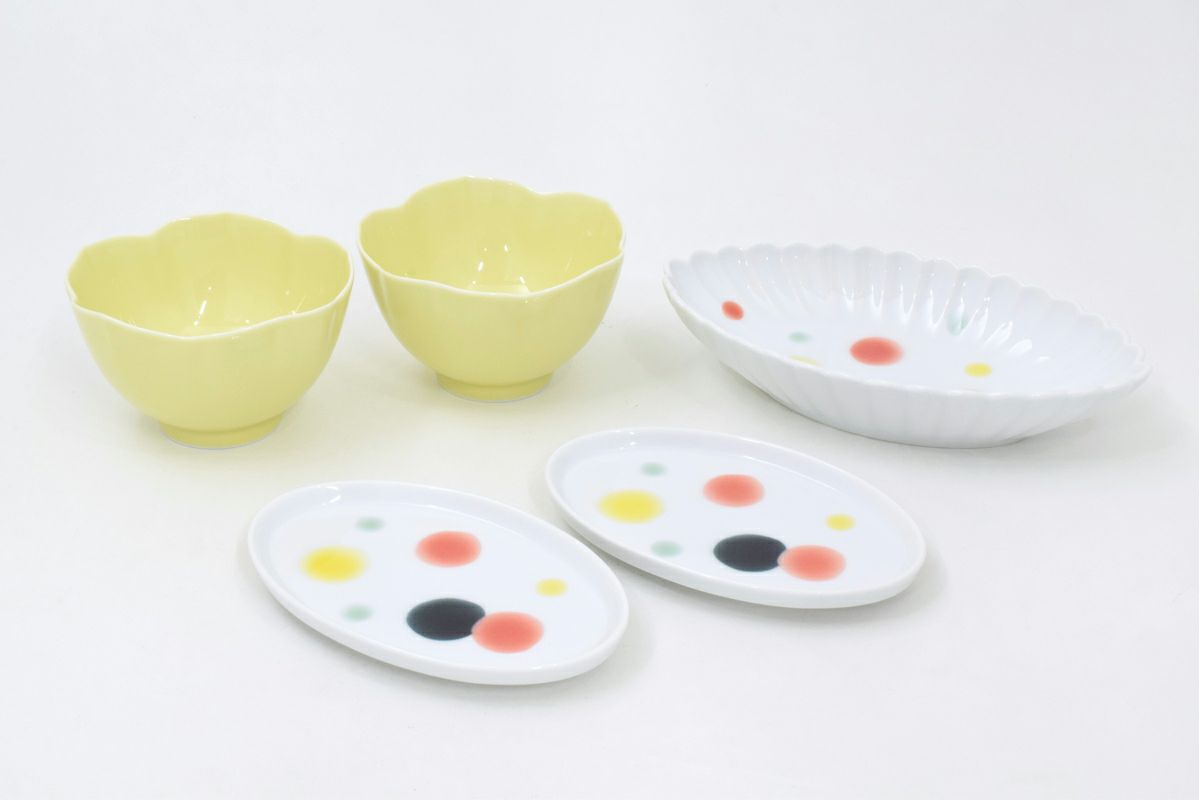 染付菊唐草 | 有田焼 深川製磁｜公式オンラインストア