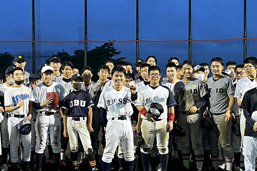 知的障害のある球児と慶應高野球部員が深める絆 合同練習会で与え合っ