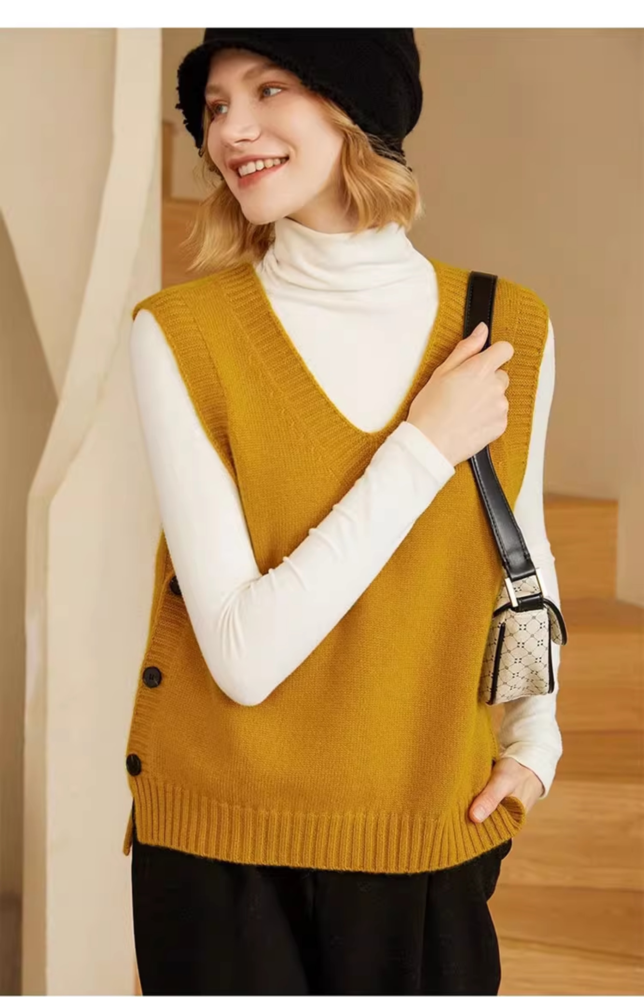 ニットベスト 深Vネック脇ボタンベスト 白|ニットベスト専門通販 Bestnito