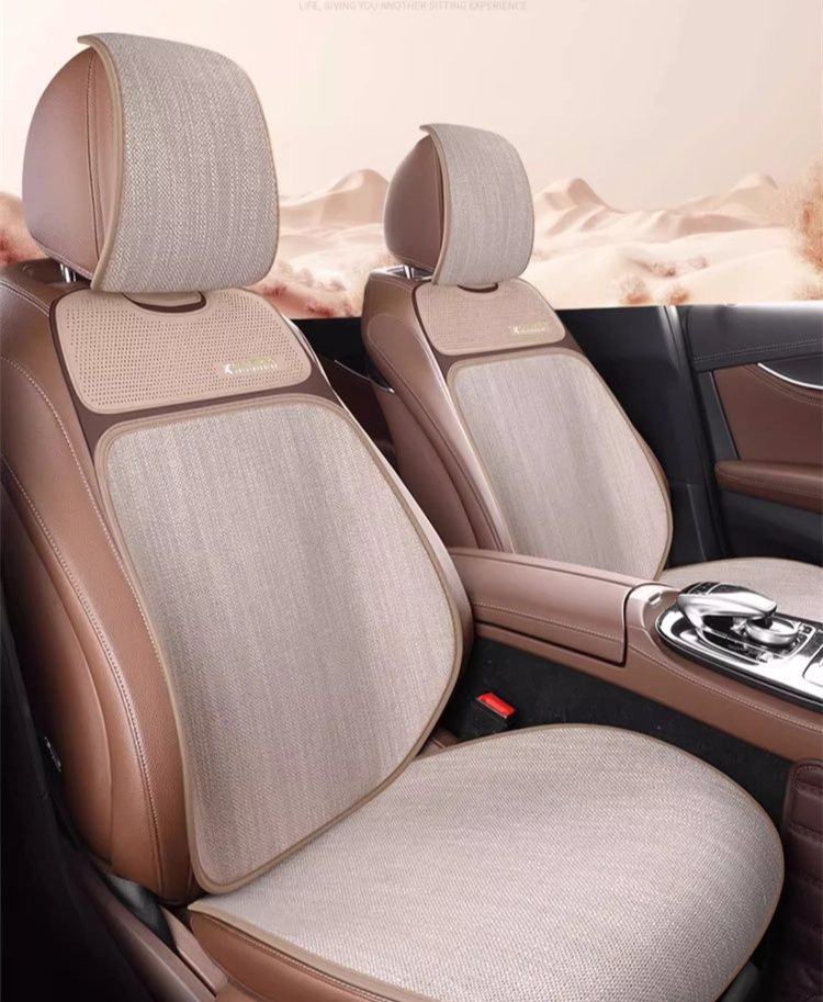 上品なベージュで車内を洗練された空間に！シートカバーおすすめ21選