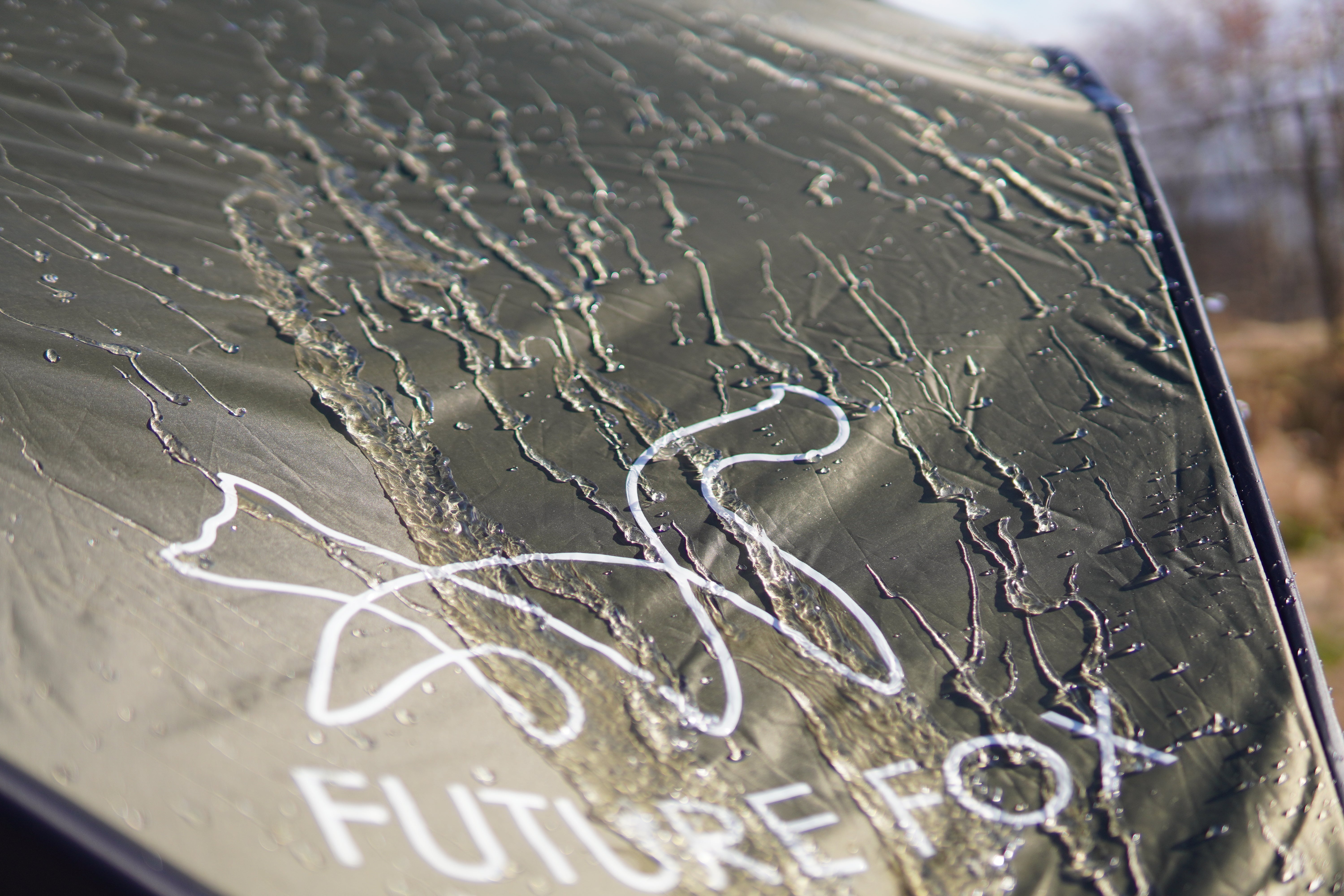 FOX-TARP 自立式タープ ポリエステル 耐水圧2000mm UVカット｜FUTURE