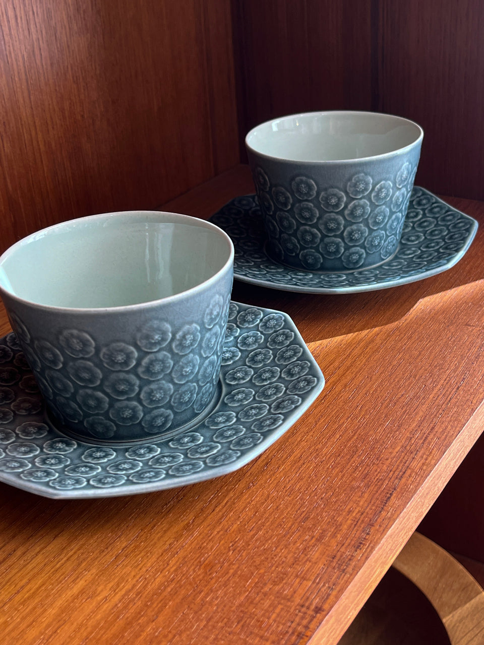 イェンス・クイストゴー アズール カップ&ソーサー プレート 北欧