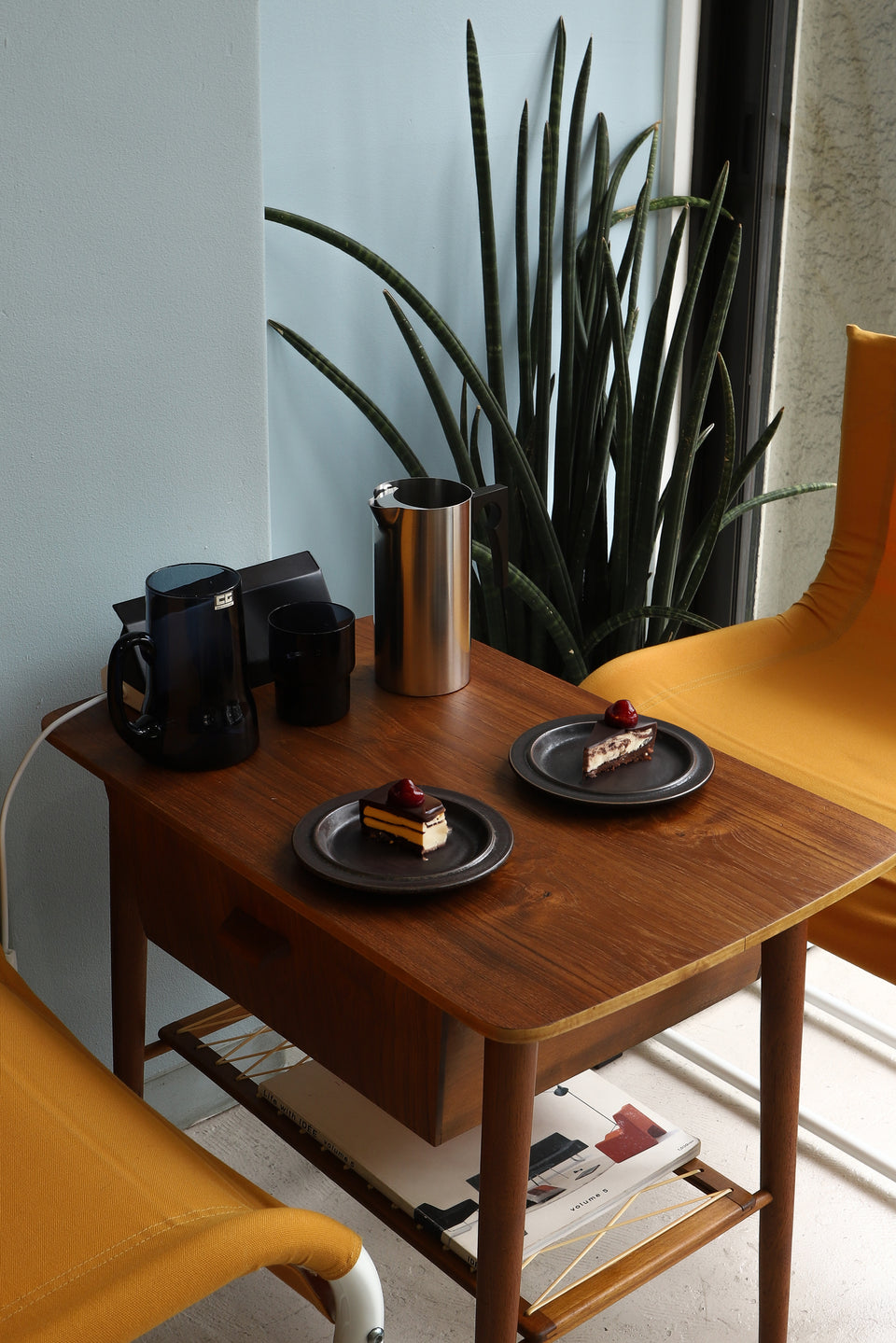 ステルトン シリンダライン ジャグ アイスリップ付き アルネ