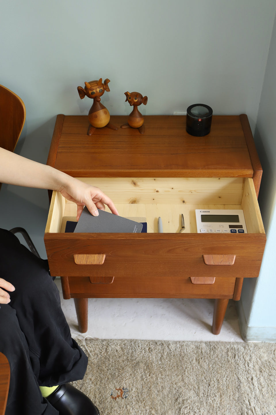 デンマークヴィンテージ 3段スモールチェスト カール・オーガ・スコフ