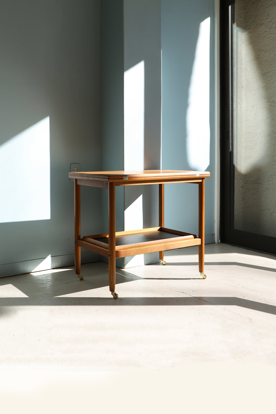 デンマークヴィンテージ グレーテ・ヤルク サービングトロリー