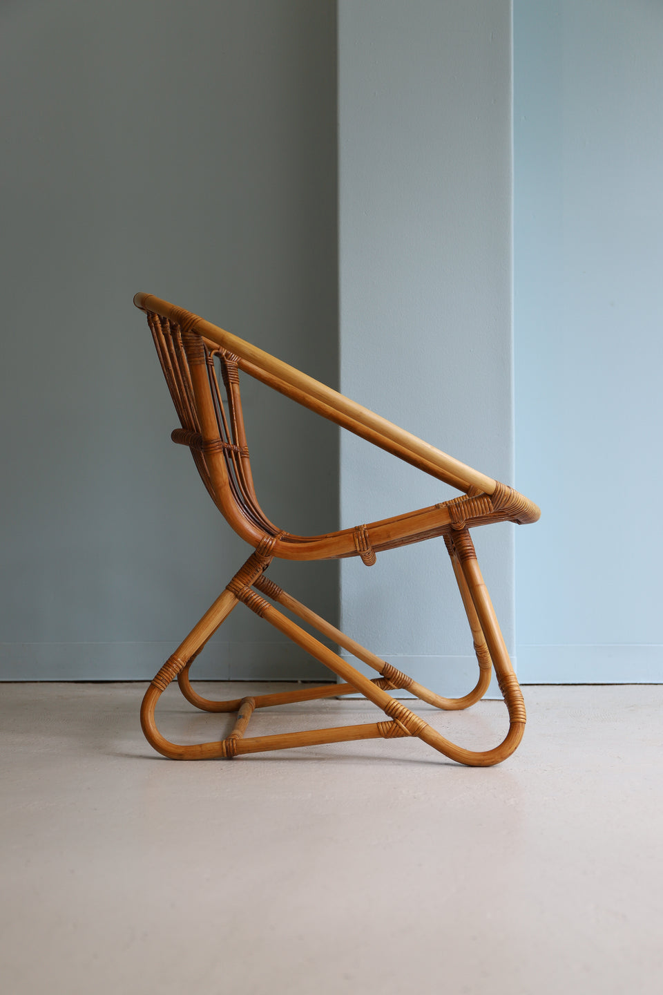 山川ラタン アームチェア 菊椅子 サイドテーブル ジャパンヴィンテージ