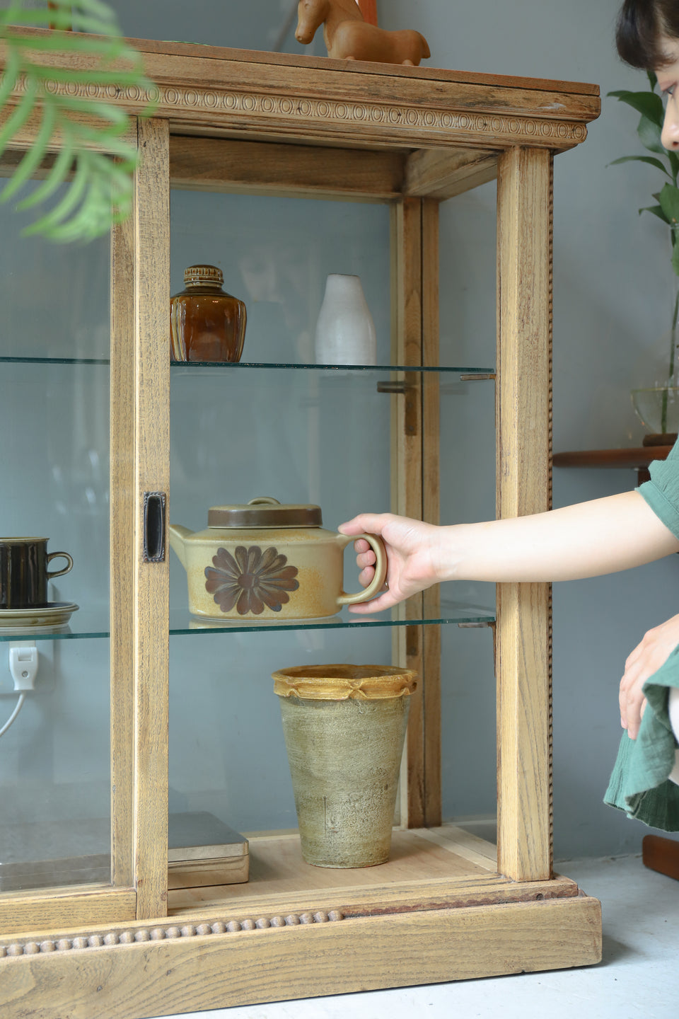 ジャパンヴィンテージ ガラスショーケース ナラ材/Japanese Vintage