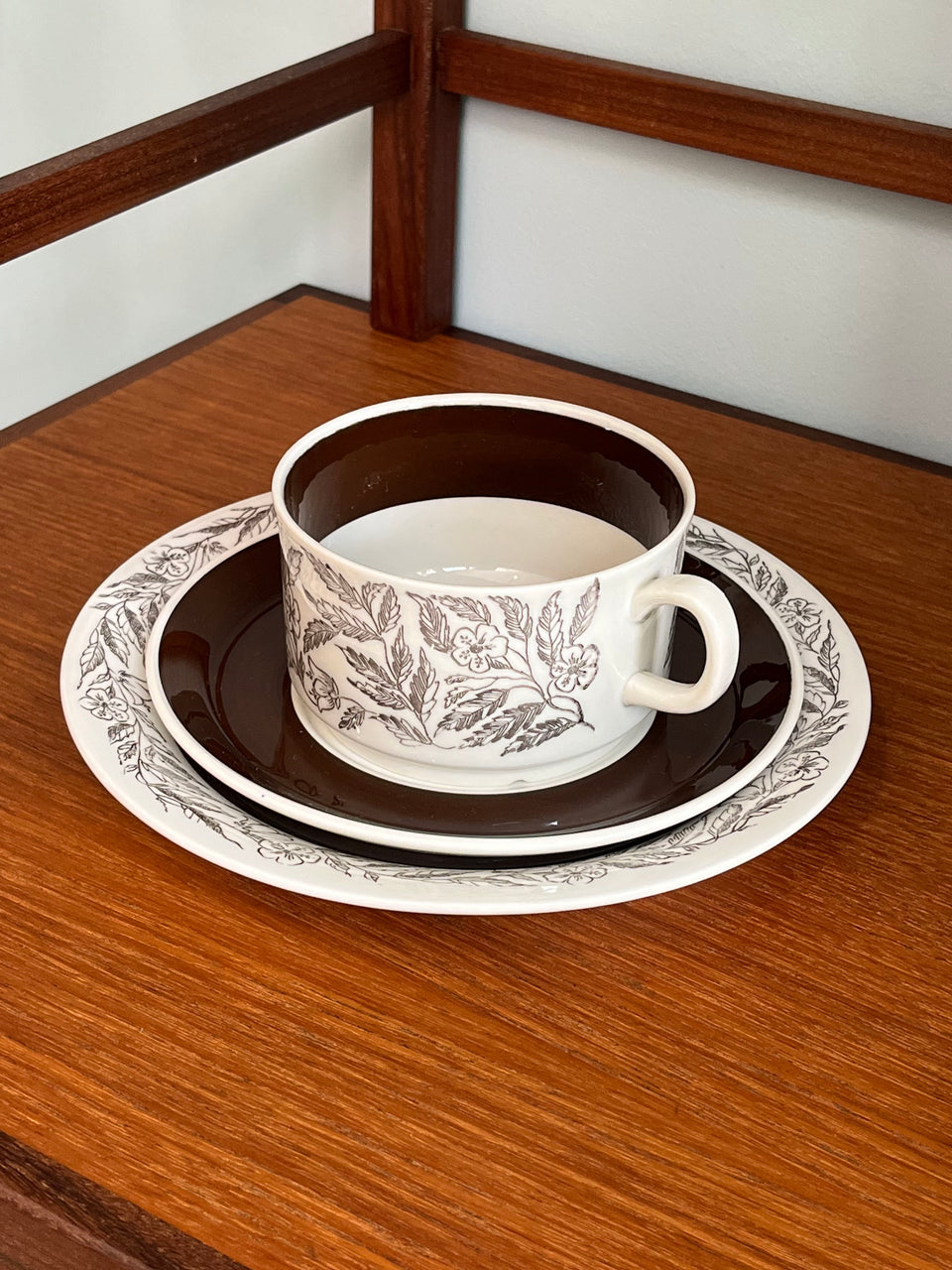 ゲフレ フォンタナ ティーカップ&ソーサー プレート トリオ 北欧食器